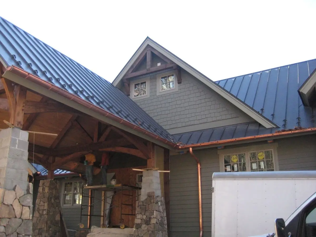 Craftsman Roofing team delivering quality roofing work in Arnolds